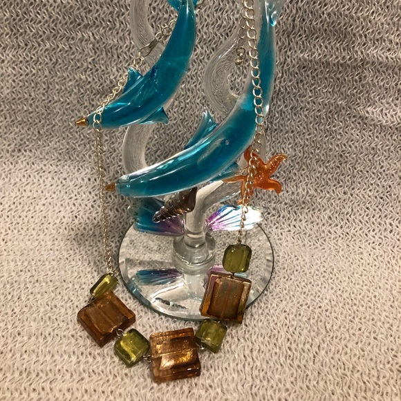 STATEMENT NECKLACE! 🌺 - Picture 2 of 3